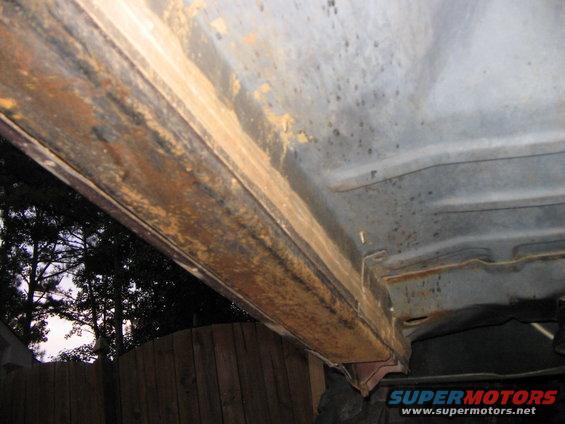 img_0011.jpg Start of my sliders and roll bar frame tie in's.