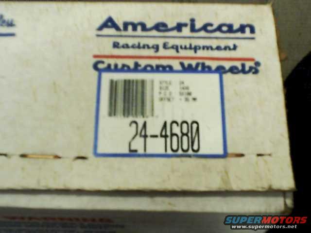 wheelsbox.jpg 