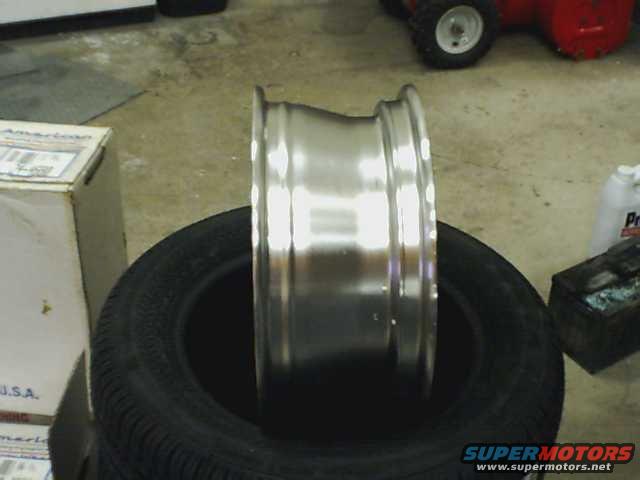 wheelsside.jpg 