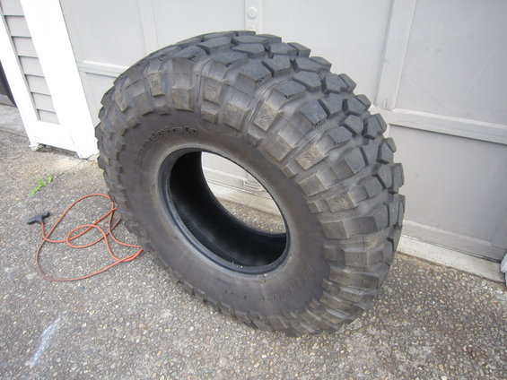 img_2392.jpg Tire 6