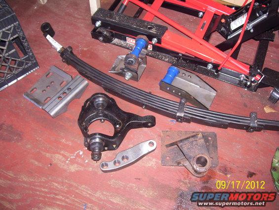 90-bronco-build-009.jpg Some SAS parts.