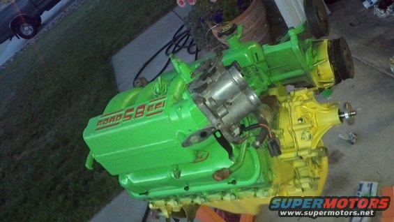 Green Ford 5.8 EFI engine