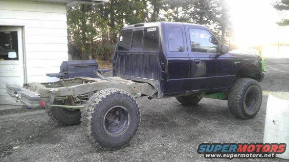 1995 Ford Ranger chassis with a grill mounted on the frame, 3q front view