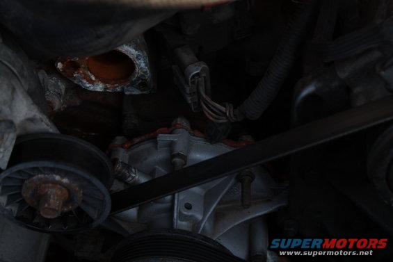 Engine belt and pulleys