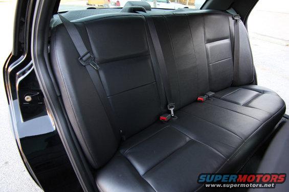 Black leather rear seats with seatbelts
