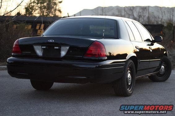 Black 2004 Ford Crown Victoria rear view