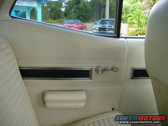 interior-back-seat-ds.jpg