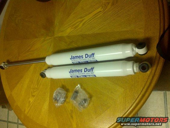 img2012092300287.jpg James Duff 15&quot; long travel shocks