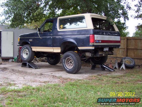 90-bronco-build-001.jpg