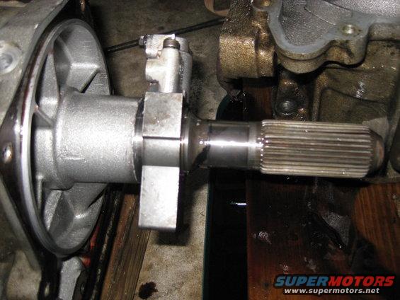 With the trans laying flat and the tailshaft/adapter housing removed the governer can be seen.