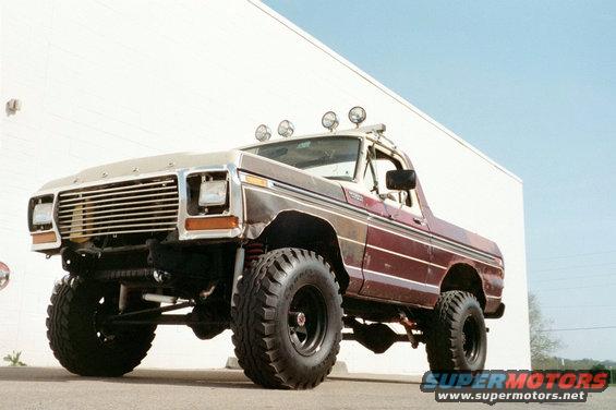 lowangle01.jpg just a pic