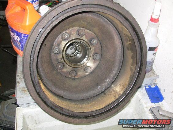 32clean.jpg Clean & dry!  That little flash rust is less than would happen on a rainy day, and it also proves that all the oils have been removed.