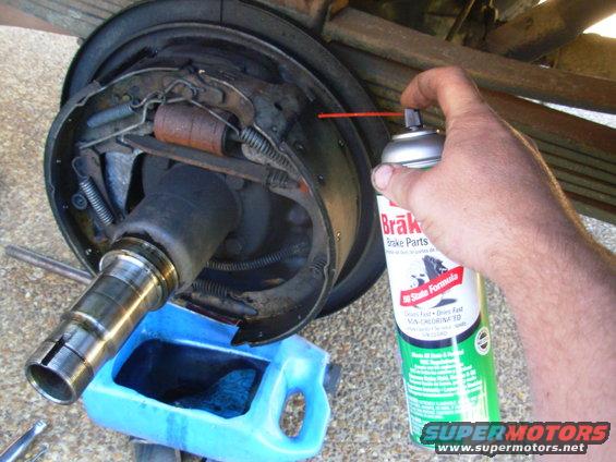 37spray.jpg I didn't ride the oily brakes long enough to damage the shoes - they're coming clean with just a rinse.