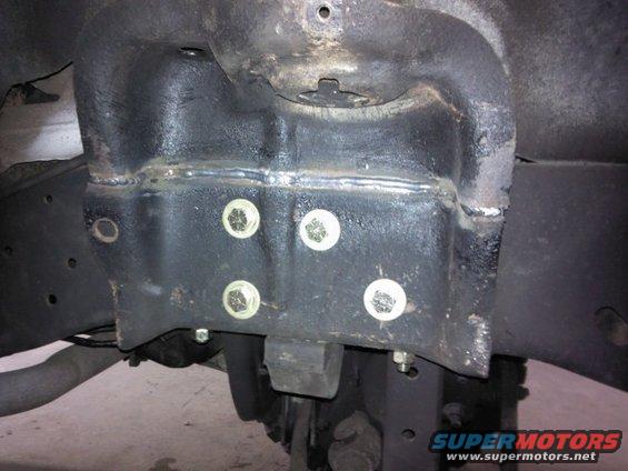 Frame mount with bolts