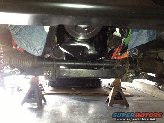 65-mustang-302rack--pinion-clearance.jpg 65 Mustang 302 rack & pinion clearance