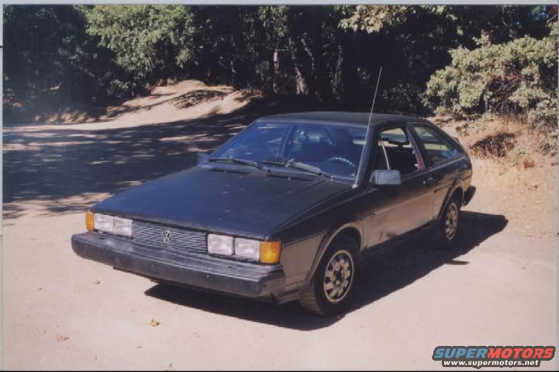 Dark blue 1985 Volkswagen Scirocco 3q-front view