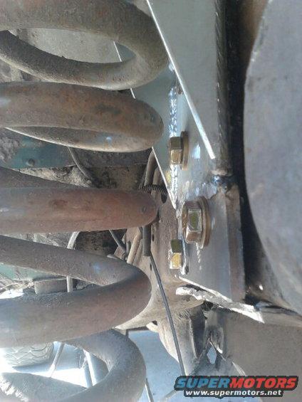 p82a0278.jpg Theres a 1/4" steel plate behind it to help reinforce the  extenshion. its not as wide as the whole tower so there appears to be a gap