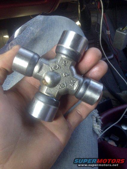 Universal joint part with USA and 331 markings