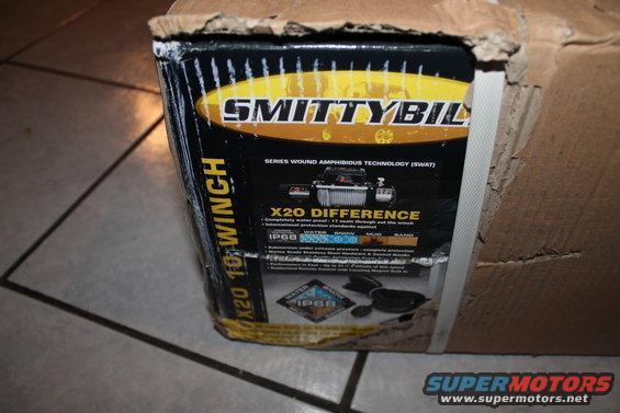 Box for a Smittybilt X20 winch, showing "Series Wound Amphibious Technology (SWAT)" and "X20 Difference"