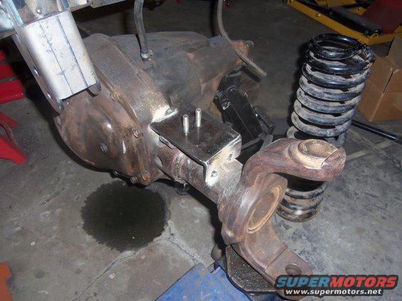 Ford Bronco Dana 44 front axle assembly with new spring perch welded on