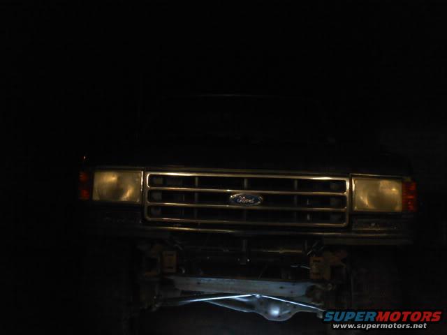 1994 Ford F-150 front grille with Ford badge and rectangular headlights