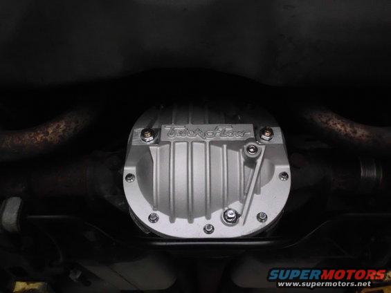 trickflow-stud-diff-cover.jpg Aluminum differential support