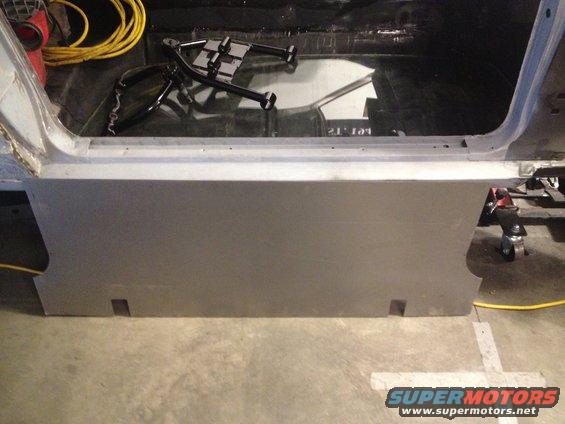 Rear trunk/seat divider