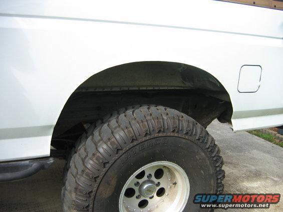 img_7846.jpg Another shot of trimmed drivers side rear fender.