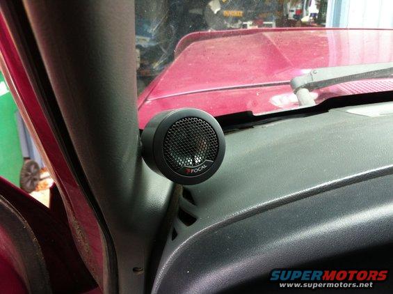 img_04591.jpg Tweeters mounted.