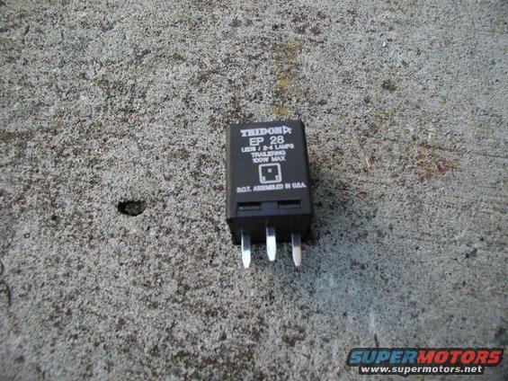 Tridon EP 28 trailer light relay with text and diagram