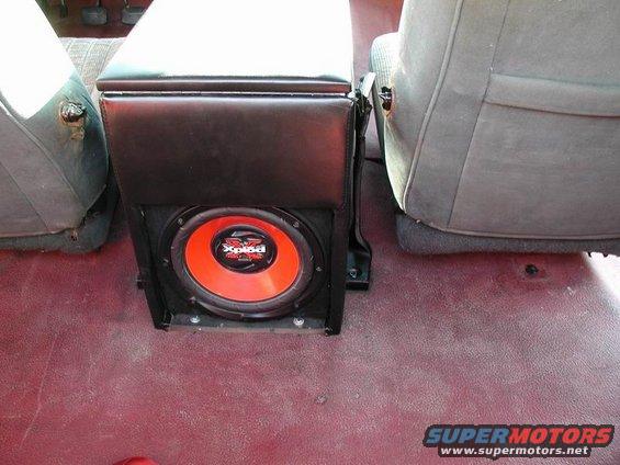 center_console_036.jpg
