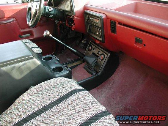center_console_037.jpg 