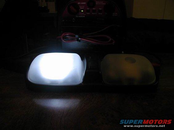 Domelight with one lens illuminated and one yellowed