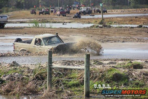 740504_356001637831792_2016977930_o.jpg Redneck Yacht Club - Driving like a boss