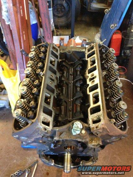 picture-062.jpg TFS valve spring kit installed.