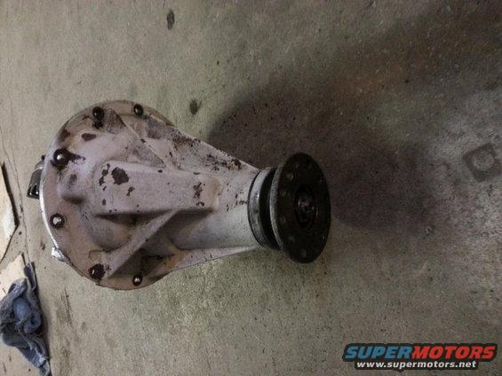 Differential part on concrete floor