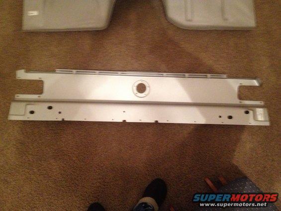 65 Mustang Dynacorn tail light panel