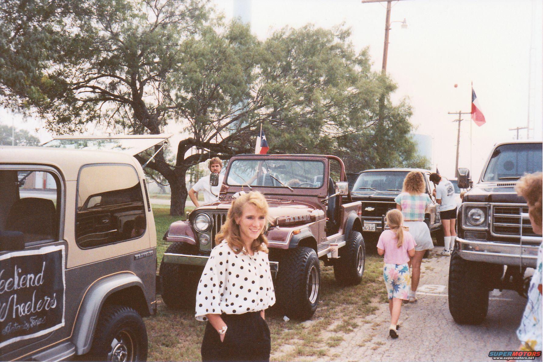 1989 Ford Bronco photo