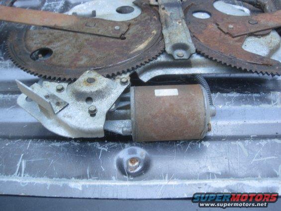 tailgate-window-regulator--motor-(1).jpg