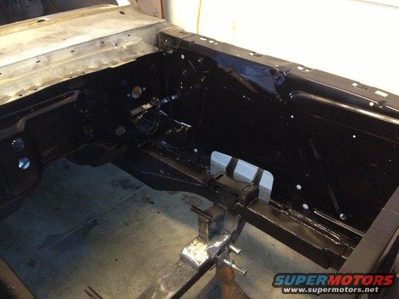 firewall-painted-ds.jpg 65 Mustang dynacorn firewall painted