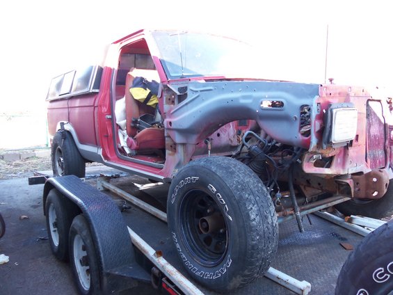 1987 Ford Ranger, red, 3q-front view, front end removed