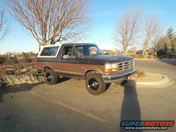 463.jpg Wheels Painted, Wheel Trim Removed, Front Valance Removed