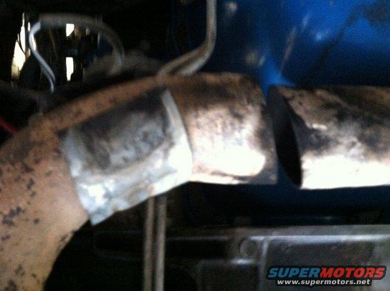 The Bronco had a pretty loud exhaust leak, got down under and found this.