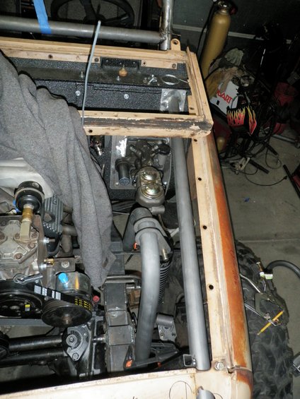 enginecage1.jpg 