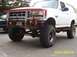 1995 Ford Bronco - Finally the buckets are moved down and the lift is complete!