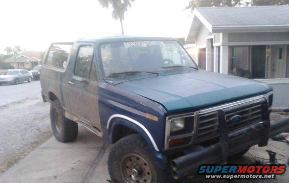 p82a0344.jpg front clip swap to 86. not done yet but general idea how it will look. much better than the mangled original clip. also looks about 20% cooler