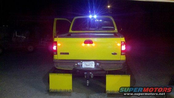 cell-delete-294.jpg 921 BULB WHITE LED CARGO LIGHTS, & 5-3/4 INCH RED LED LIGHTS ON THE TAILGATE & 192 BULB WHITE LEDS ON THE LICENSE PLATE.