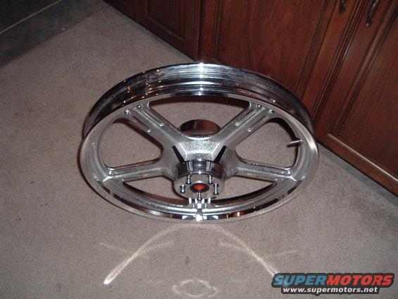 Chrome motorcycle wheel with five spokes