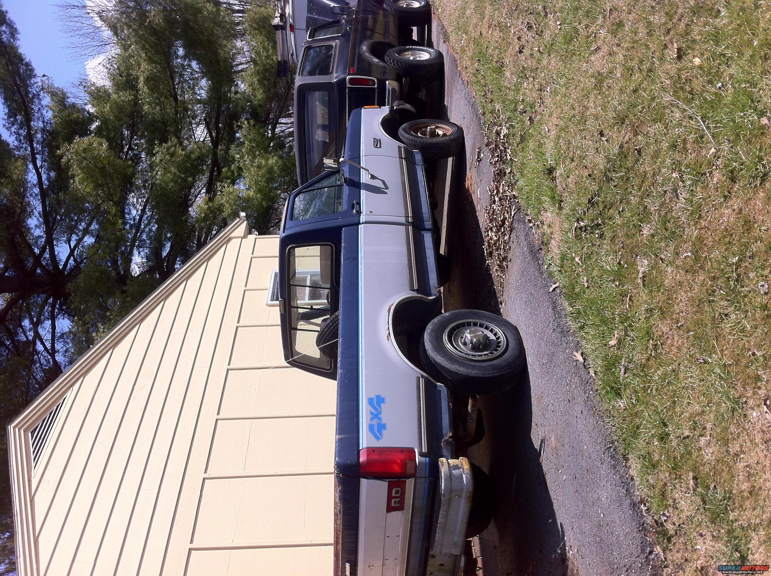 1991 Ford Bronco photo