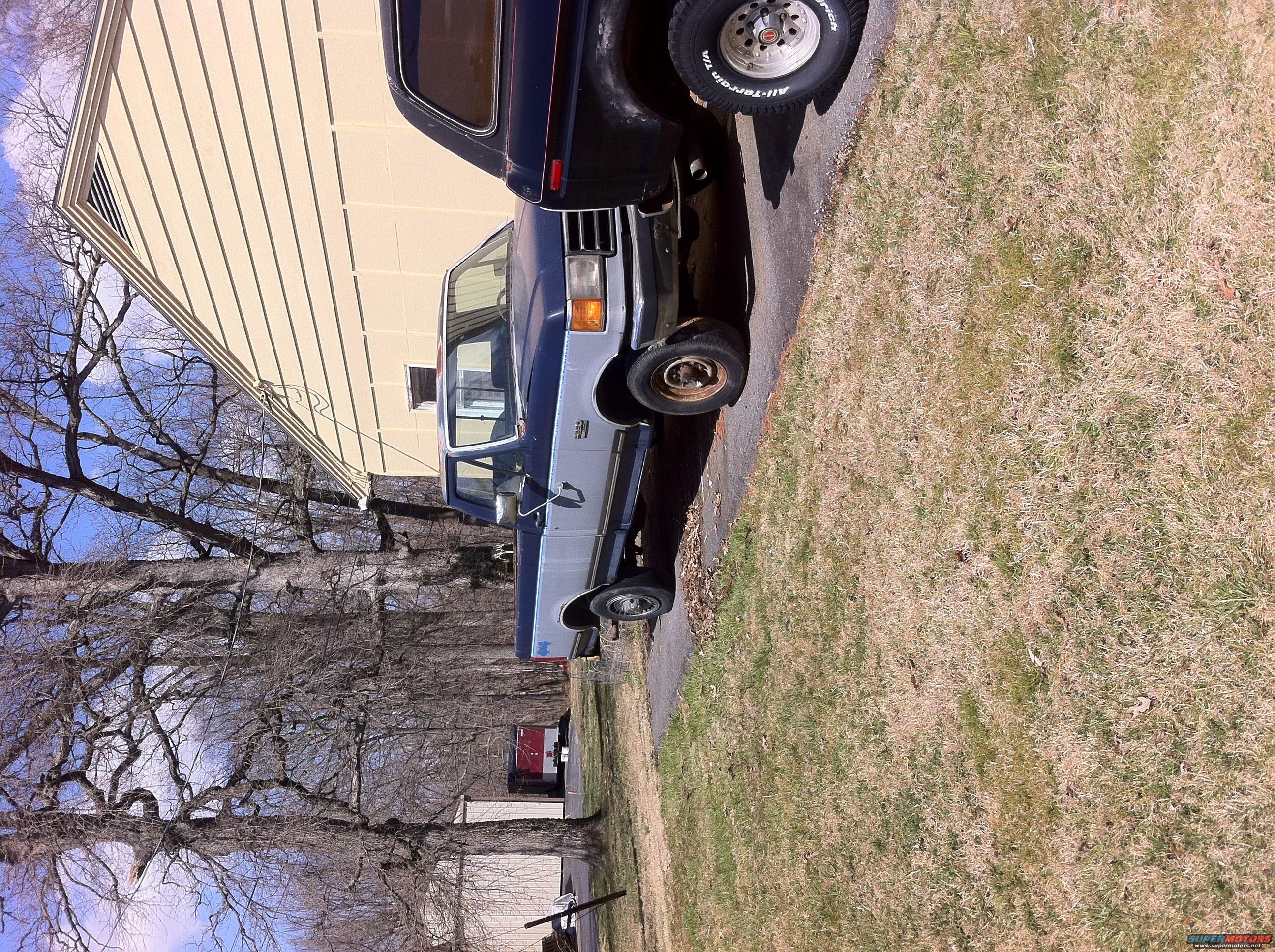 1991 Ford Bronco photo